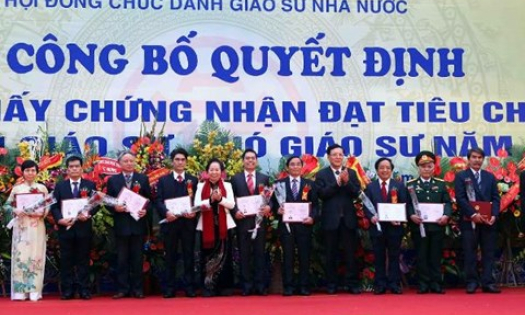 703 nhà giáo được công nhận chức danh giáo sư, phó giáo sư năm 2016