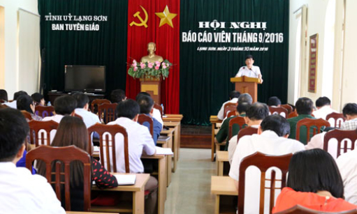 Ban Tuyên giáo Tỉnh ủy tổ chức hội nghị báo cáo viên tháng 9/2016