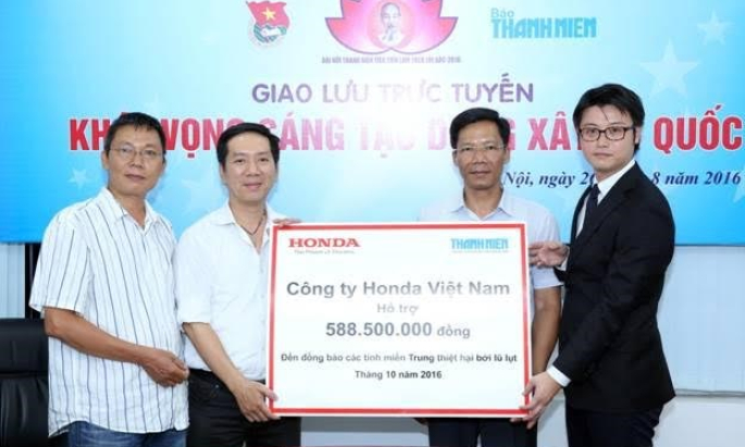 Tiếp tục những hoạt động đóng góp ủng hộ người dân miền Trung