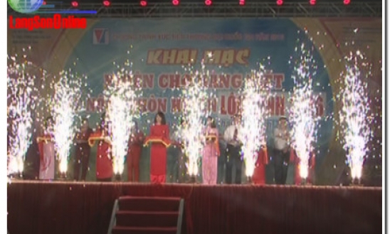 Khai mạc phiên chợ hàng Việt về nông thôn - Hội chợ thương mại hàng tiêu dùng năm 2016 tại huyện Lộc Bình