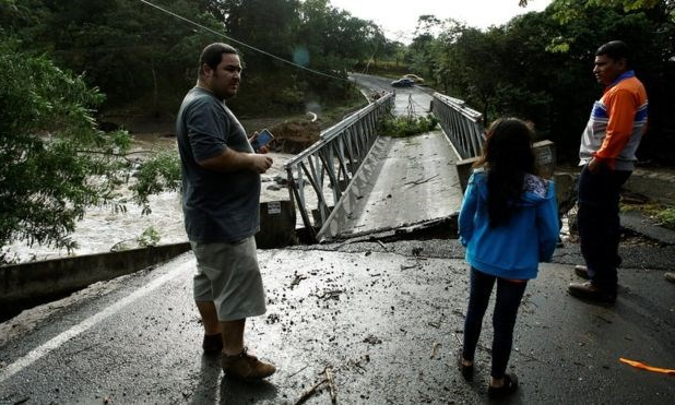 Siêu bão Otto đổ bộ vào Costa Rica, ít nhất 34 người thương vong