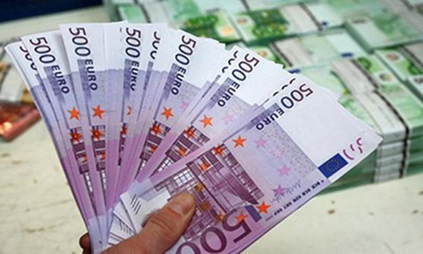 Bulgaria phát hiện 13 triệu euro tiền giả dưới một con đập