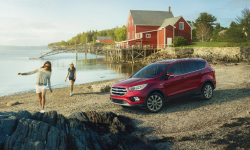 Ford Escape 2017 được đánh giá là "thể thao nhưng đắt đỏ"