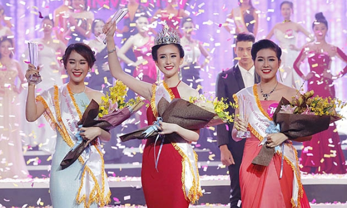 Đặng Thị Thu Hồng đăng quang “Nữ sinh viên Việt Nam duyên dáng 2016”