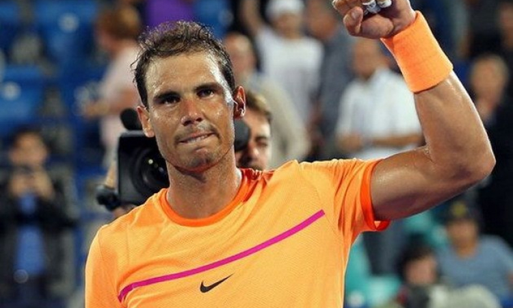 Rafael Nadal thẳng tiến vào chung kết, Andy Murray thua sốc