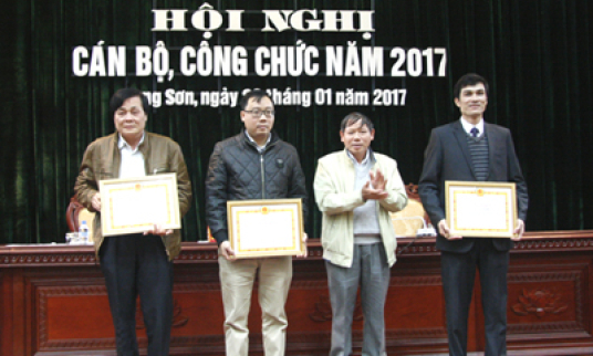 Tổ chức hội nghị cán bộ, công chức năm 2017