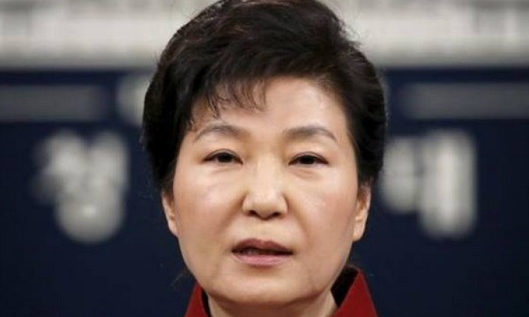 Bà Park Geun-hye đề nghị lùi ngày tổ chức phiên xem xét vụ luận tội