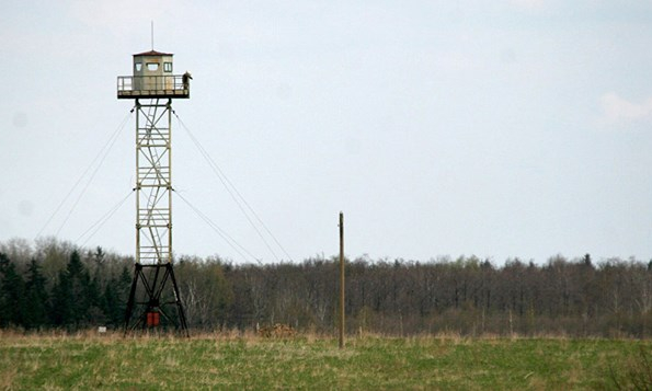 Latvia xây tường rào tại biên giới với Nga nhằm ngăn người di cư