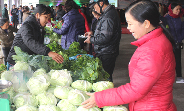 Sức mua tăng, giá bình ổn