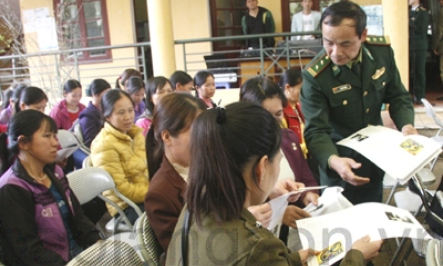 Tọa đàm phòng, chống ma túy, xây dựng gia đình hạnh phúc