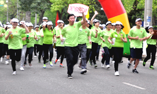 Hưởng ứng ngày chạy Olympic