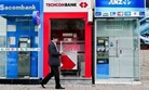 Tránh tình trạng ATM hết tiền dịp nghỉ lễ 30/4-1/5