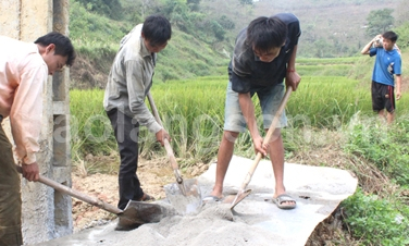 Quyết tâm ở các xã khó khăn