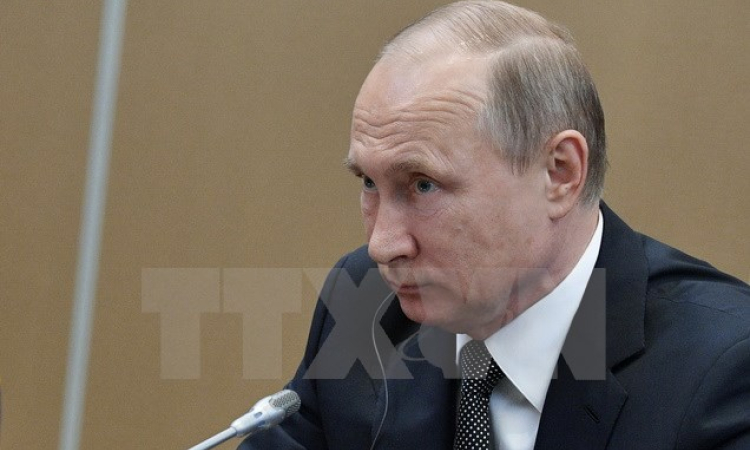 Tổng thống Nga Putin tuyên bố cắt giảm ngân sách quốc phòng