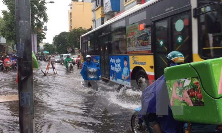 Đêm 25/6, Hà Nội có mưa rào và dông, đề phòng gió giật mạnh