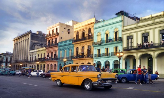 Cuba chuyển 4.000 cơ sở kinh doanh cho thành phần ngoài nhà nước