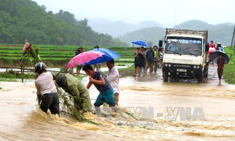 Bão số 2: Các địa phương khẩn trương khắc phục hậu quả