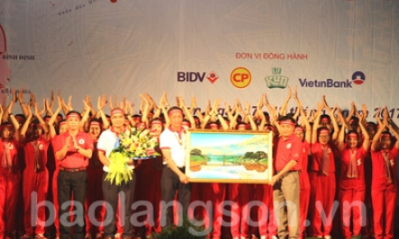 Khai mạc “Giọt hồng xứ Lạng” năm 2017