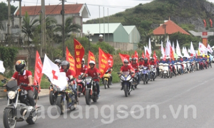 Chào đón “Hành trình đỏ” năm 2017