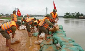 Bão áp sát đất liền, các địa phương gấp rút ứng phó