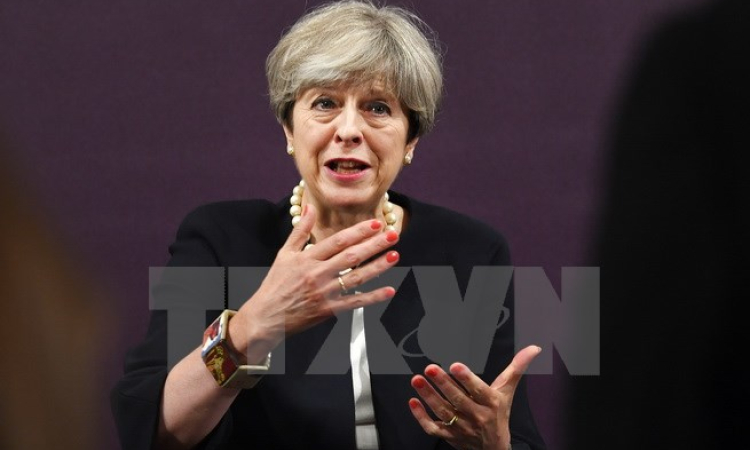 Tỷ lệ ủng hộ Thủ tướng Anh Theresa May ở lại hết nhiệm kỳ giảm