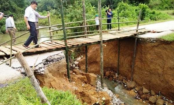 Khẩn trương khắc phục sạt lở các tuyến đường ở Bắc Cạn