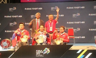 Nhà vô địch Paralympics nhẹ nhàng phá kỷ lục ASEAN Para Games