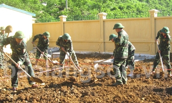 Xây dựng doanh trại “chính quy, sáng, xanh, sạch, đẹp”