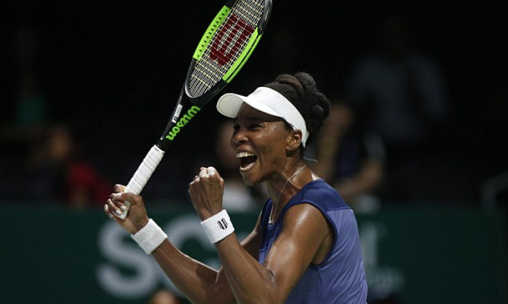 Venus Williams giành vé bán kết WTA Finals 2017