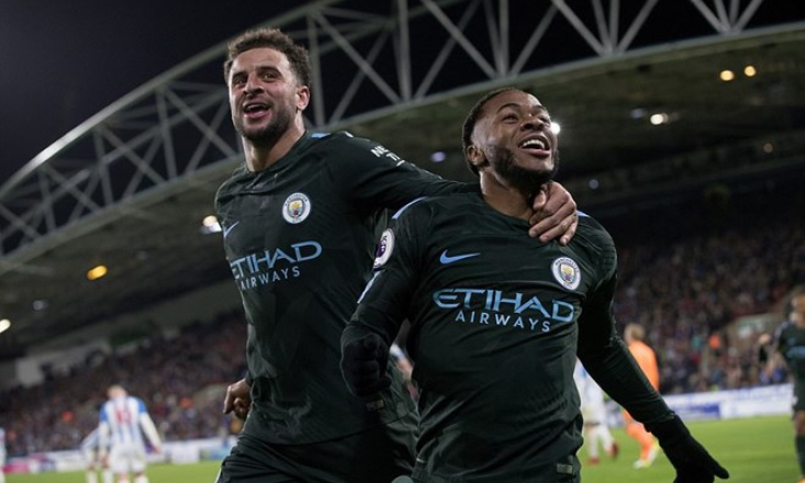 Manchester City thiết lập hai kỷ lục mới, Arsenal thắng nhọc nhằn