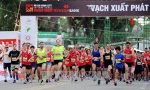 Hơn 5.000 vận động viên tham dự Giải Marathon quốc tế TPHCM