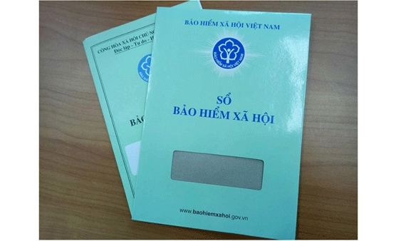 Giao gần 6,6 triệu sổ bảo hiểm xã hội cho người lao động