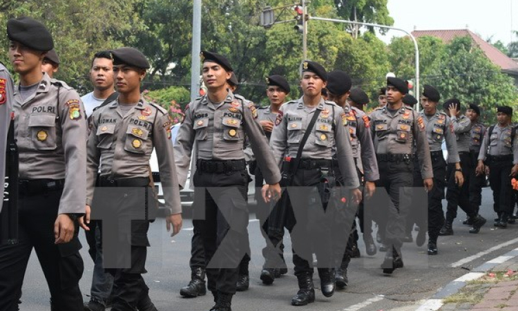 Indonesia tăng cường an ninh cho dịp Giáng sinh và Năm mới 2018