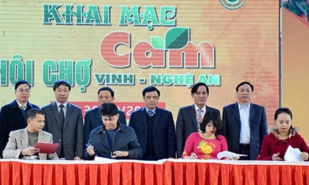 Khai mạc “Hội chợ cam Vinh - Nghệ An năm 2017”