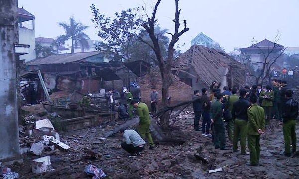 Nổ cơ sở thu mua phế liệu làm hai người chết, nhiều người bị thương