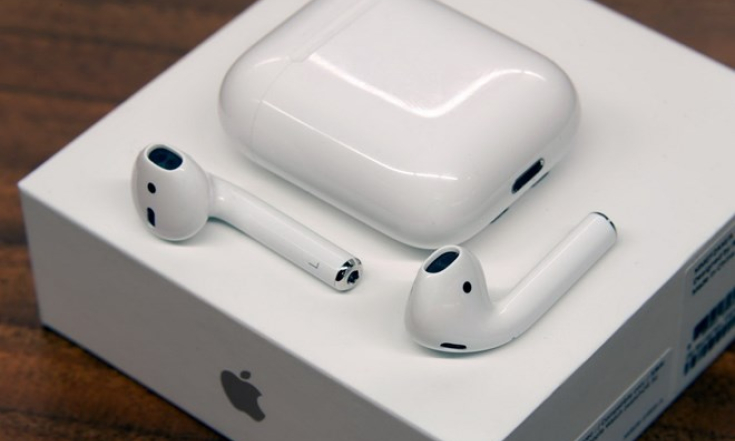 Bloomberg: Apple sẽ ra AirPod mới vào cuối năm 2018, hỗ trợ Siri