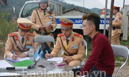 Đảm bảo an toàn giao thông mùa lễ hội