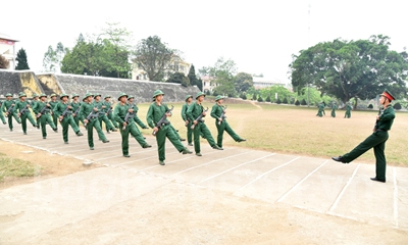 Trường Quân sự vào mùa huấn luyện