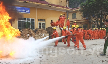 Nhân rộng an toàn lao động - phòng chống cháy nổ