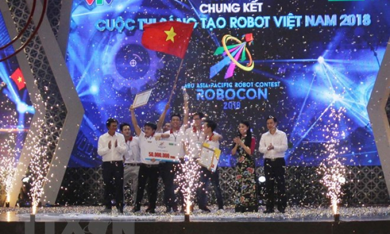 Đại học Lạc Hồng giành ngôi vô địch Robocon toàn quốc năm 2018