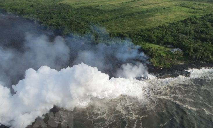 Núi lửa Kilauea tiếp tục phun trào đe dọa cuộc sống người dân Hawaii