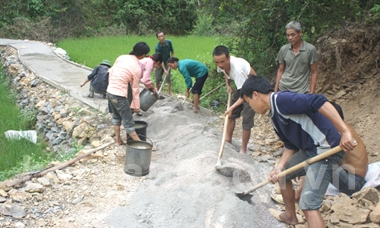 Tập trung tiêu chí giao thông