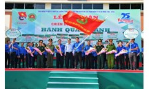 Hơn 18.000 cán bộ, chiến sĩ tham gia Chiến dịch tình nguyện Hành quân xanh năm 2018