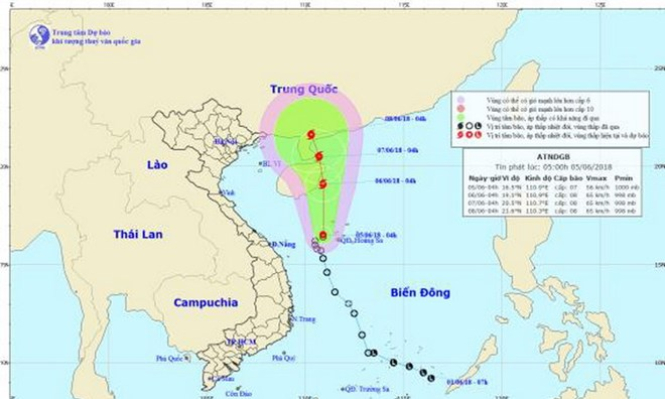 Áp thấp nhiệt đới khả năng mạnh lên thành bão, mưa tiếp diễn ở Bắc bộ