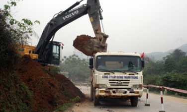 Chủ động phòng, chống sạt lở đất đá