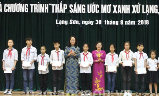 Ra mắt “Quỹ khuyến học tỉnh Lạng Sơn” và chương trình “Thắp sáng ước mơ xanh xứ Lạng”