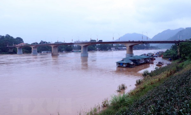 Mưa lớn ở Bắc Bộ giảm dần, lũ hạ lưu sông Thương tiếp tục lên