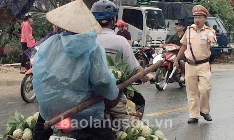 Đảm bảo an toàn giao thông mùa na