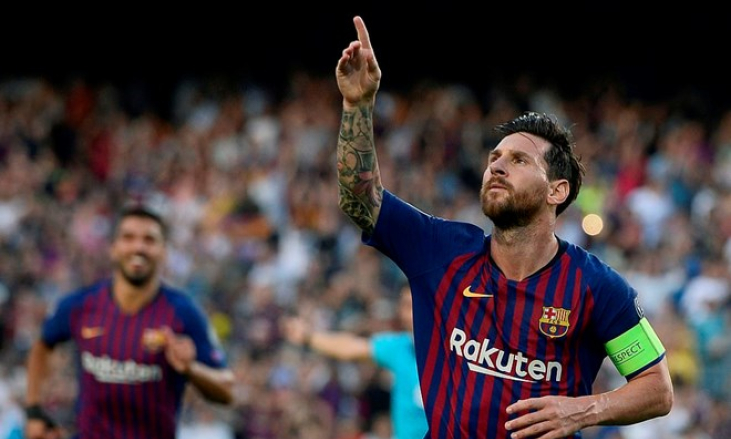 Lionel Messi lập kỳ tích sau khi giúp Barcelona thắng hủy diệt