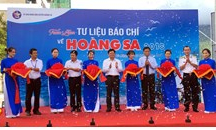 Triển lãm trưng bày 284 tư liệu báo chí về Hoàng Sa - Trường Sa